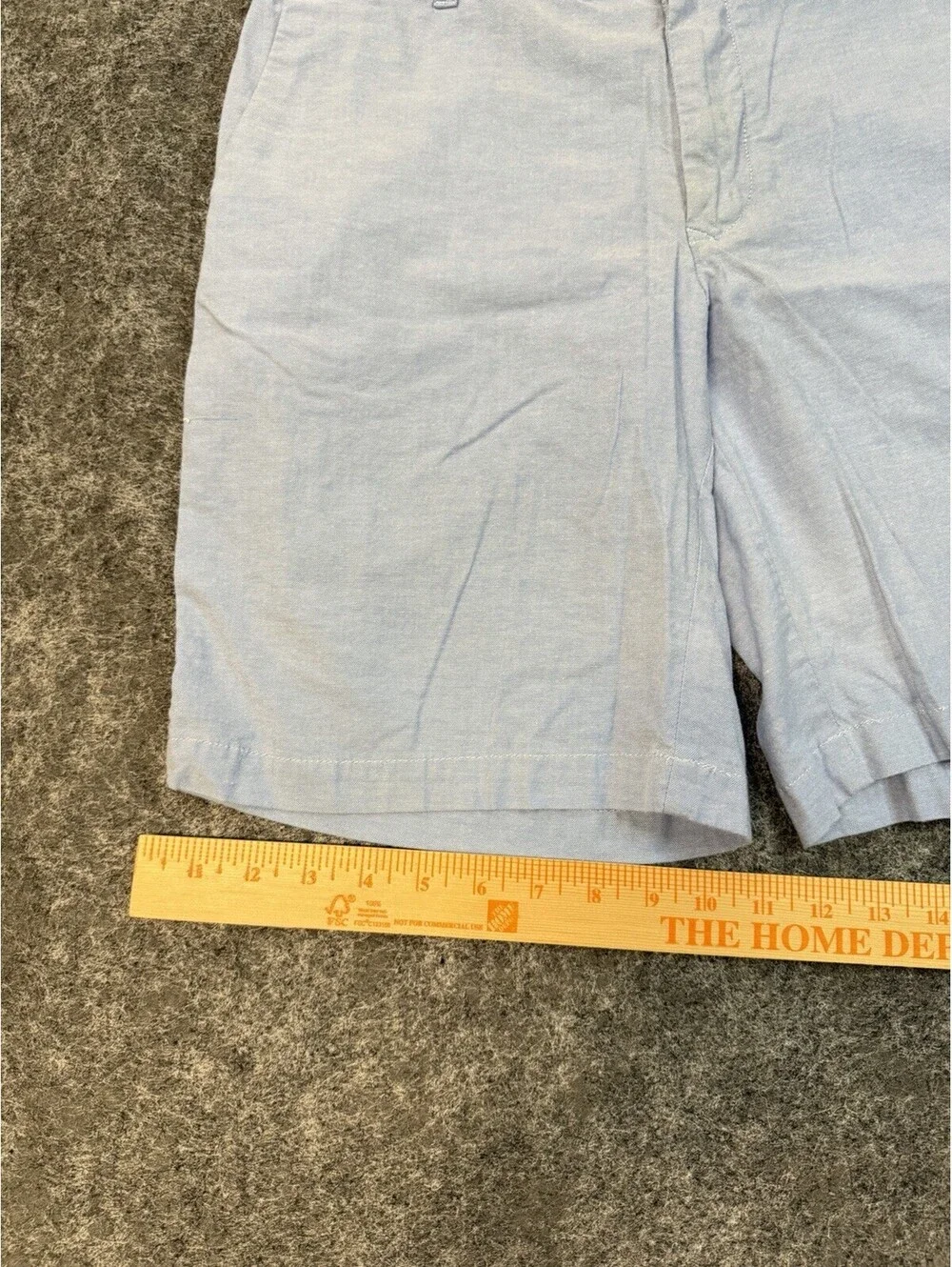 IZOD Men’s Oxford Flat Front Shorts Light Blue Size 30 Casual Preppy